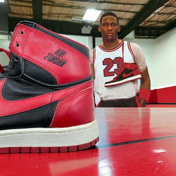 Will an Air Jordan 1 Banned Prototype be Auctioned Soon Grailify